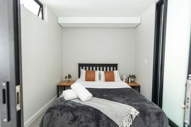 To Let 1 Bedroom Property for Rent in Summerstrand Eastern Cape